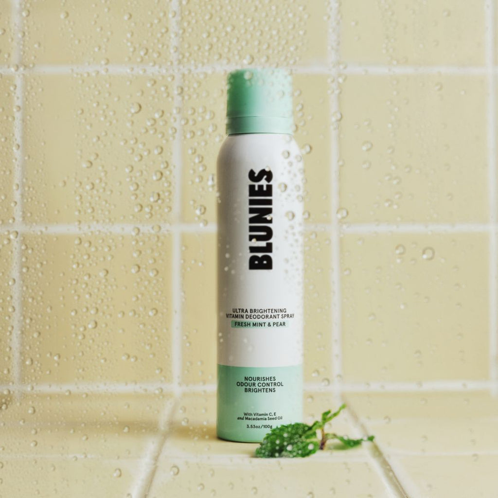 Ultra Brightening Vitamin Deodorant Spray - Fresh Mint & Pear